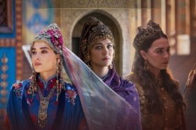 Selcuklu-Sarayinda-Uc-Guclu-Kadinin-Hakimiyet-Savasi-Ask-ve-Taht-Dizisinin-Merak-Uyandiran-Detaylari-featured