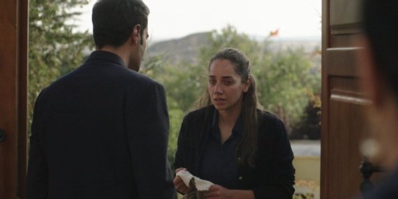 Sevdan-Bir-Ates-4.-bolumde-Mirzadan-Leylaya-soke-eden-soru-featured